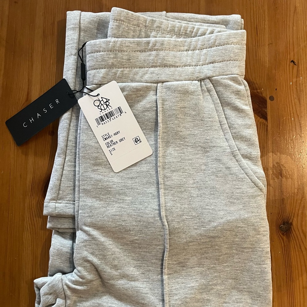Chaser Light Gray Women’s Joggers, Size S - Picture 2 of 3